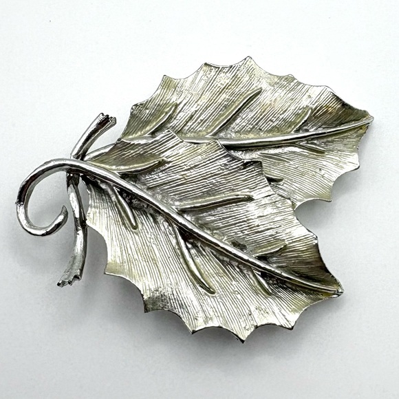 Vintage Silver Double Leaf Detailed Brooch Pin - Picture 1 of 2